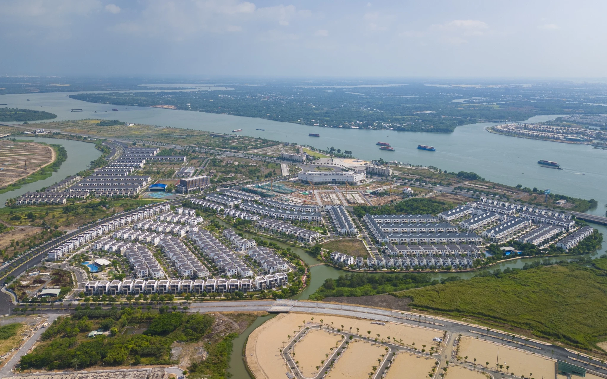 Chu dau tu Aqua City bao lai giam sau hinh anh