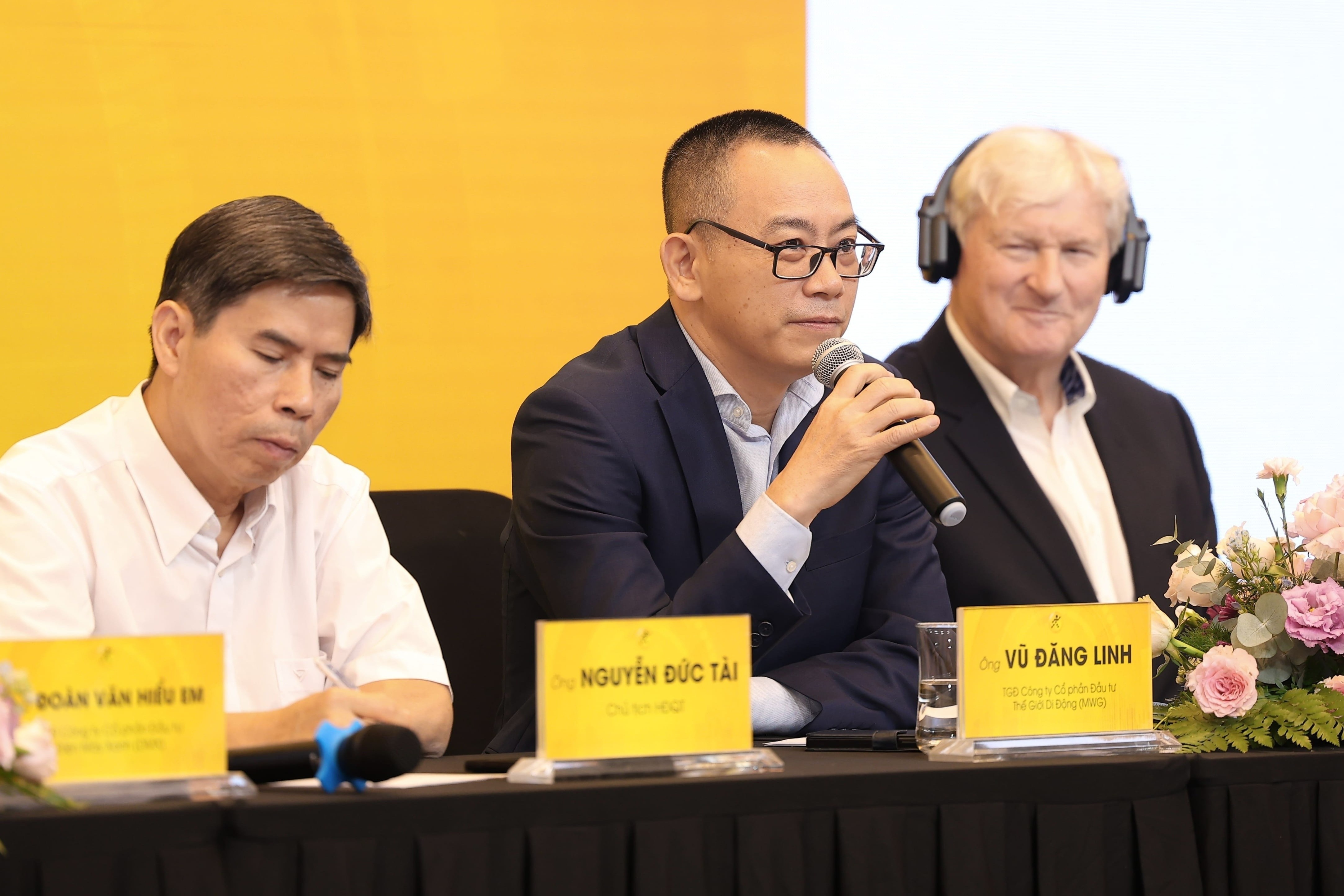 Lanh dao The Gioi Di Dong noi ly do bo sung nganh bat dong san hinh anh