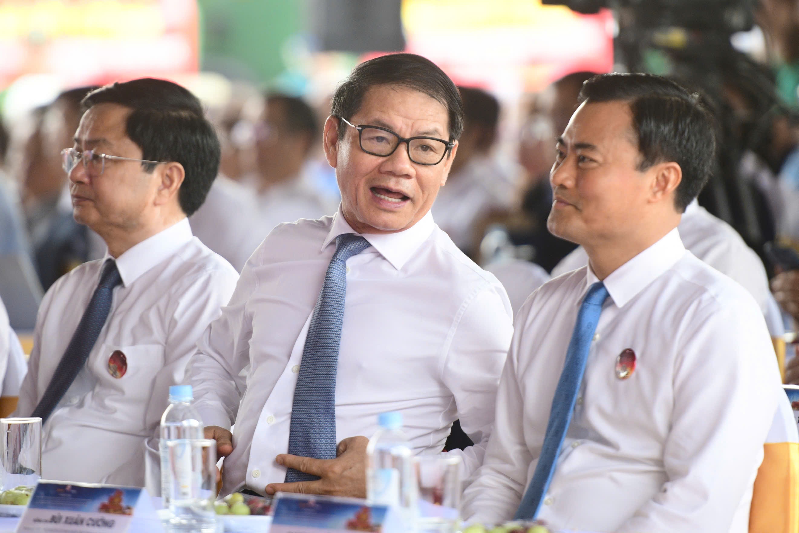 Ong Tran Ba Duong noi cach xu ly nen dat yeu khi lam metro Thu Thiem hinh anh