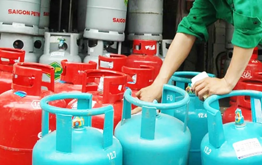 Gia gas vuot 650.000 dong/binh 12kg hinh anh