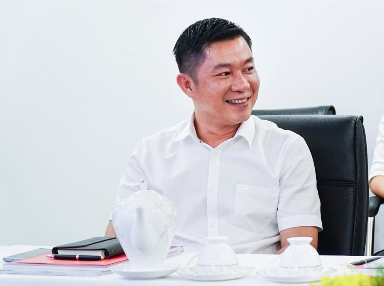 LDG de cu cuu Chu tich Nguyen Khanh Hung tro lai HDQT hinh anh