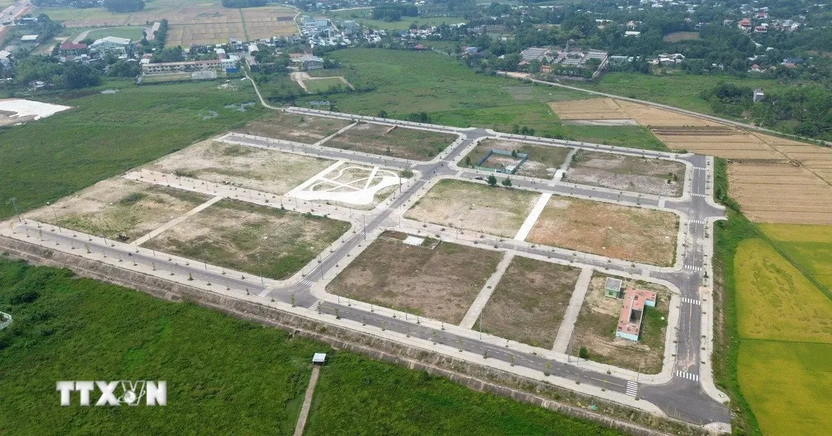 Thủ tục đất đai: Rà soát kỹ, không để 'cò' làm nhanh hơn người dân