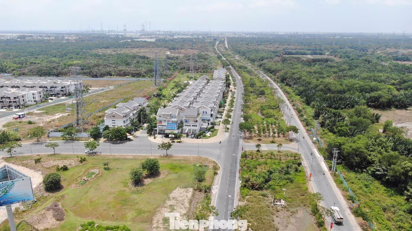 metro bến th&agrave;nh ảnh 1