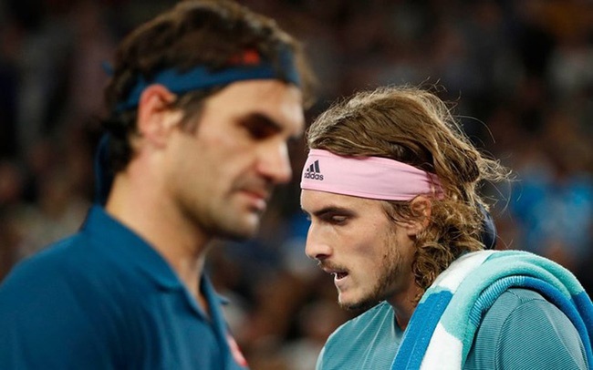 Tsitsipas khoc ca dem khi biet Federer giai nghe hinh anh