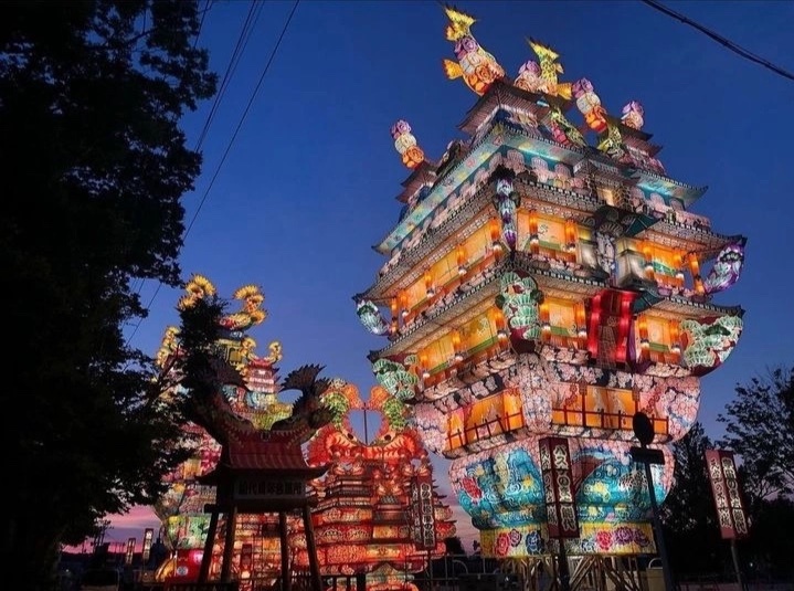 Le hoi phao chi co o Nhat Ban hinh anh