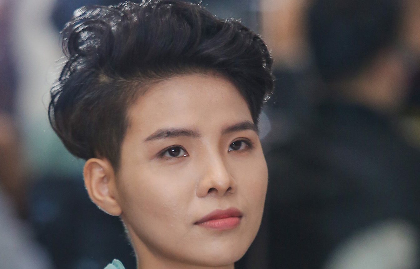 Vu Cat Tuong bat khoc o su kien hinh anh