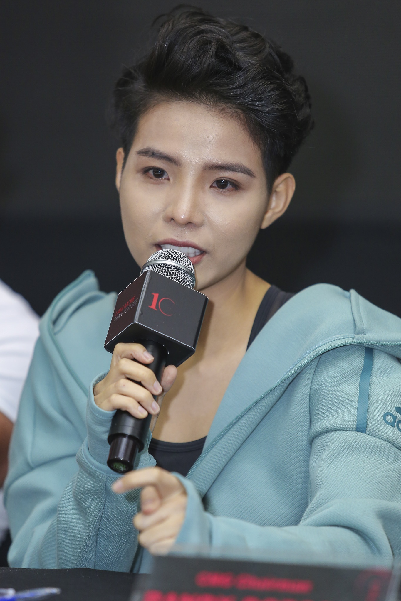 Vũ Cát Tường khóc ảnh 2 Vu Cat Tuong khoc anh 2