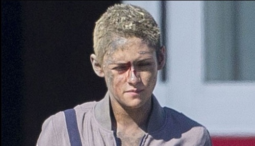 Kristen Stewart bam dap tren phim truong 'Underwater' hinh anh