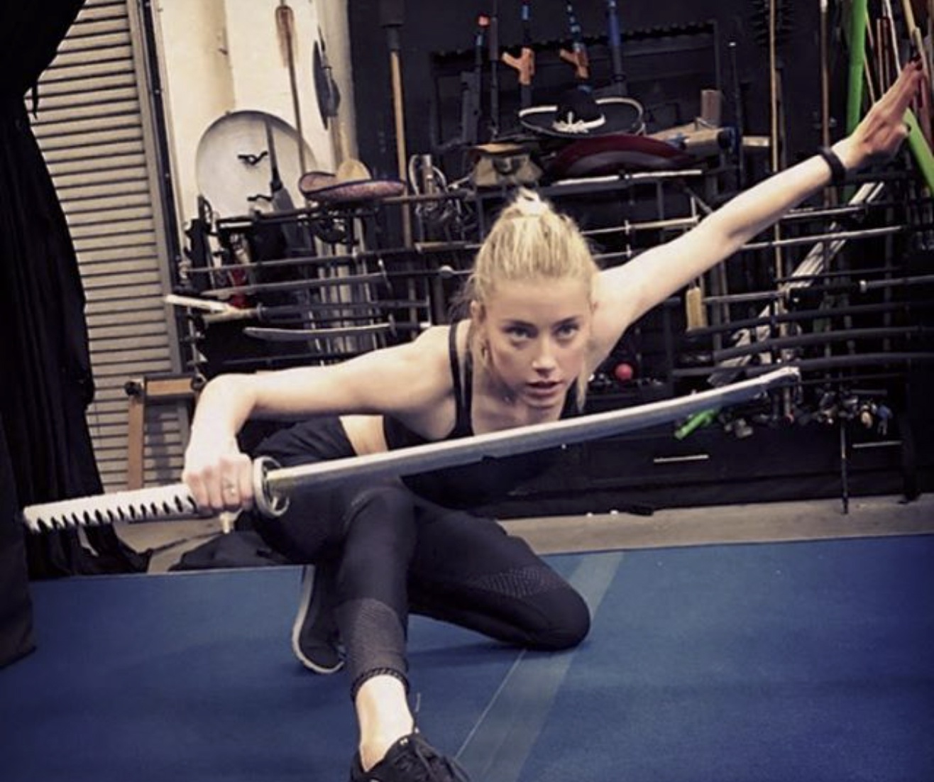 Amber Heard đóng Aquaman ảnh 2 Amber Heard dong Aquaman anh 2