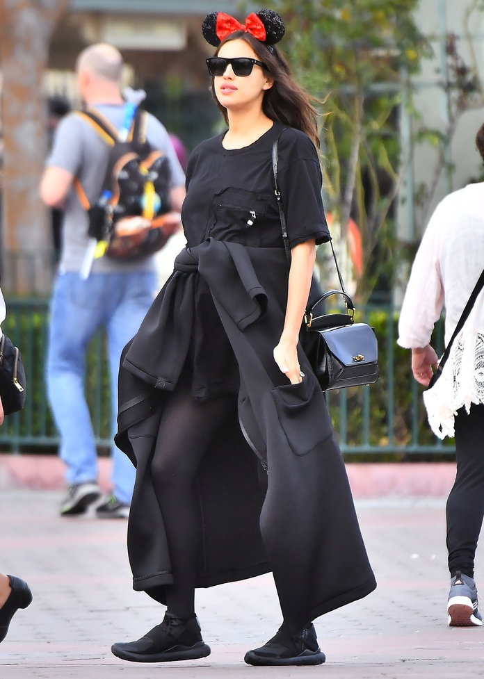 bạn gái cũ Ronaldo sinh con ảnh 2 ban gai cu Ronaldo sinh con anh 2