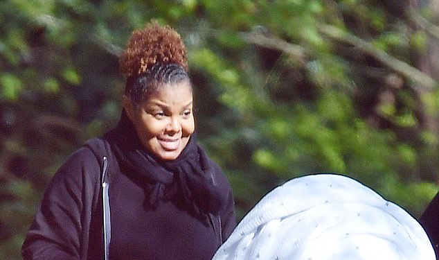 Janet Jackson lan dau xuat hien sau ly hon hinh anh