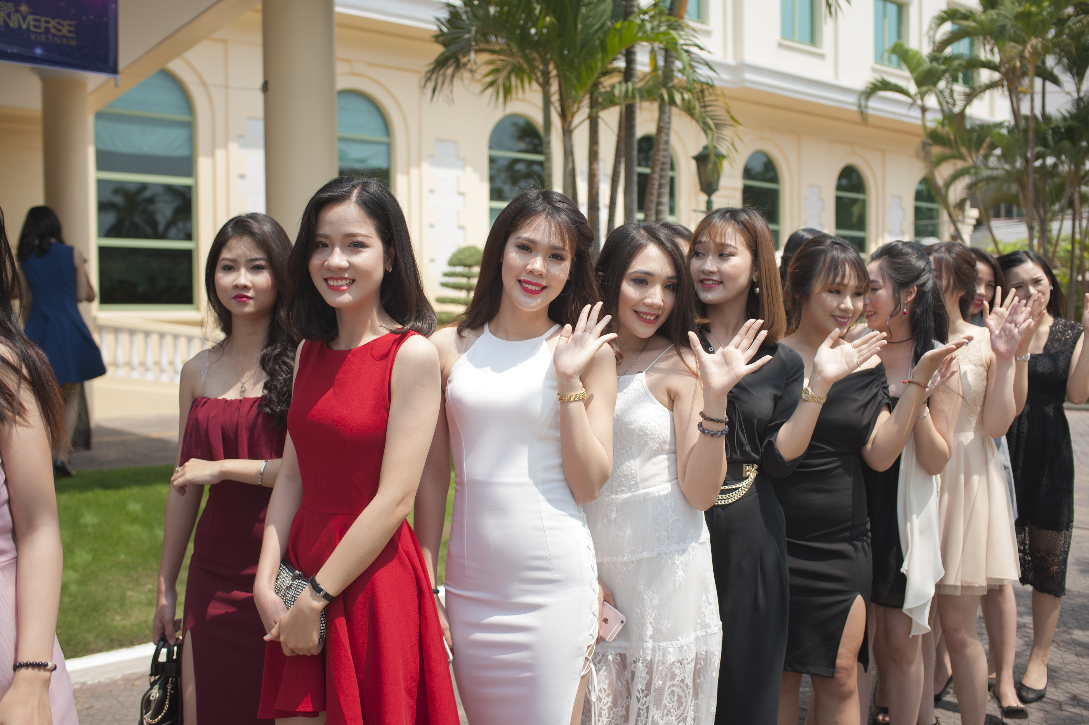 Pham Huong khoc anh 8