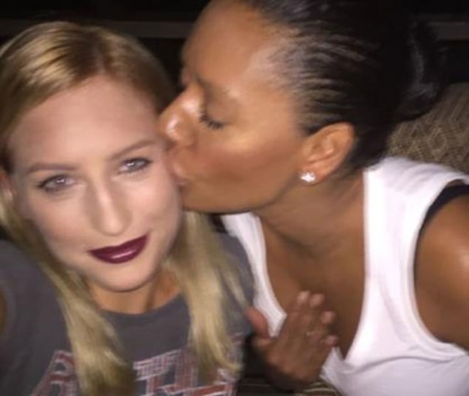 Mel B quan he tinh duc tap the anh 2