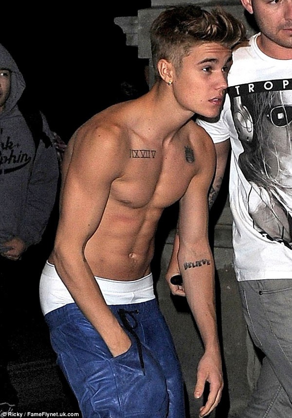 Justin Bieber dang anh ngay xua anh 2