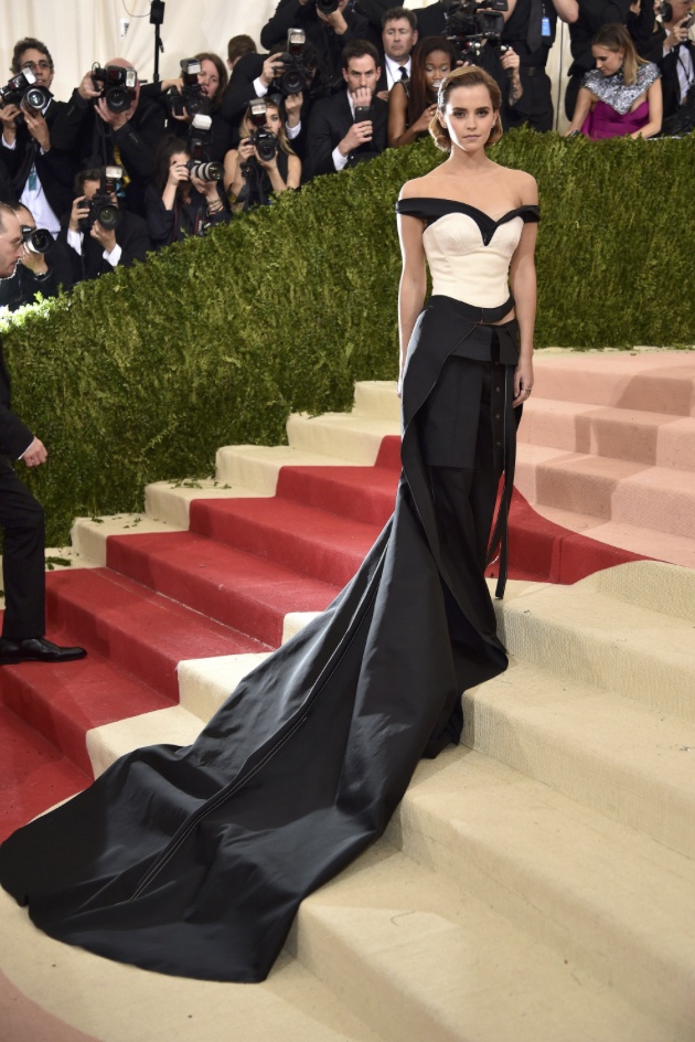 trang phuc tham do Met Gala anh 1