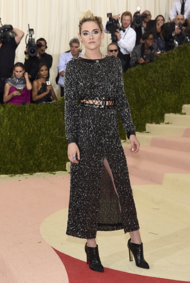 trang phuc tham do Met Gala anh 7