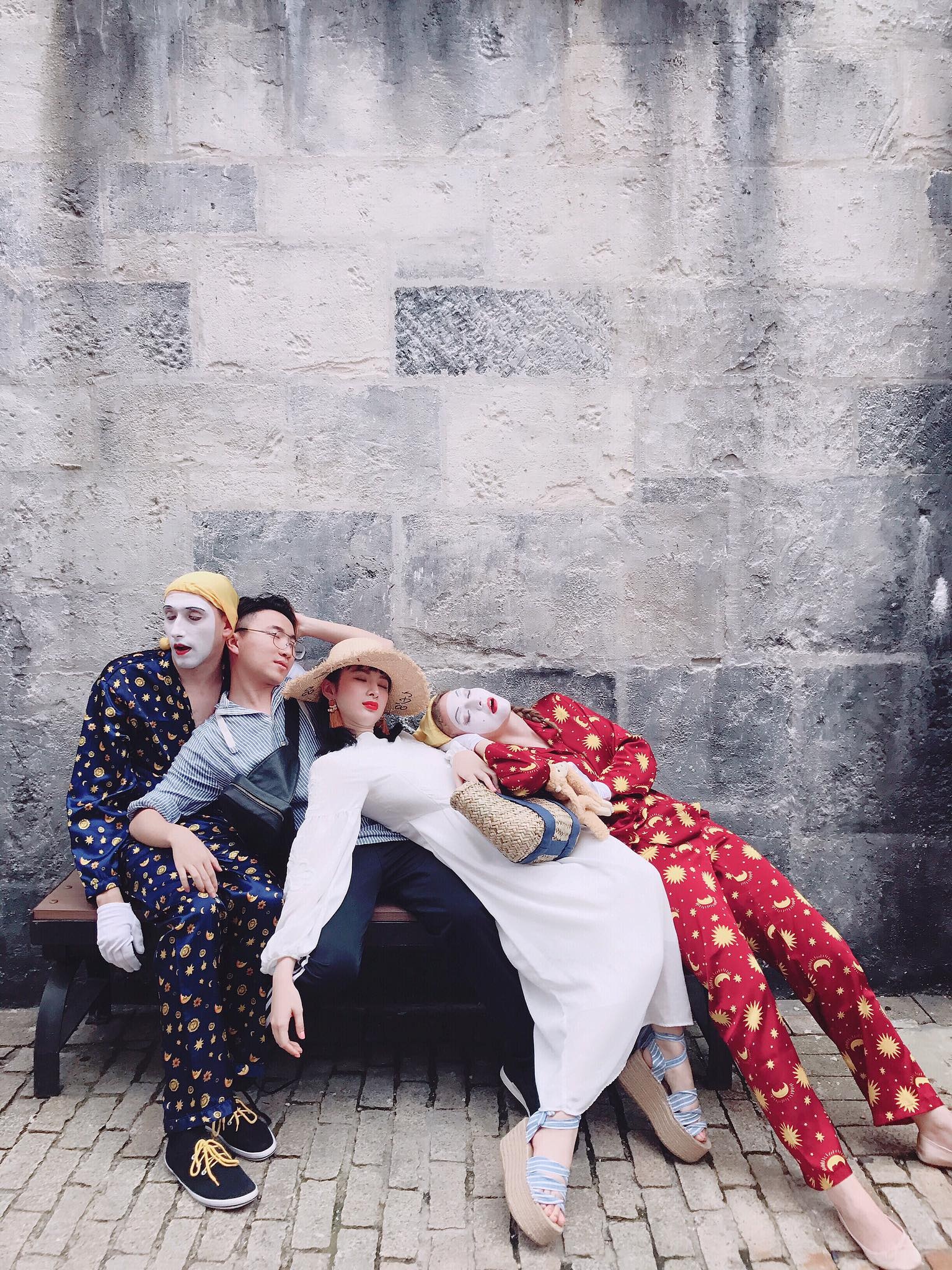 Angela Phuong Trinh va me anh 7