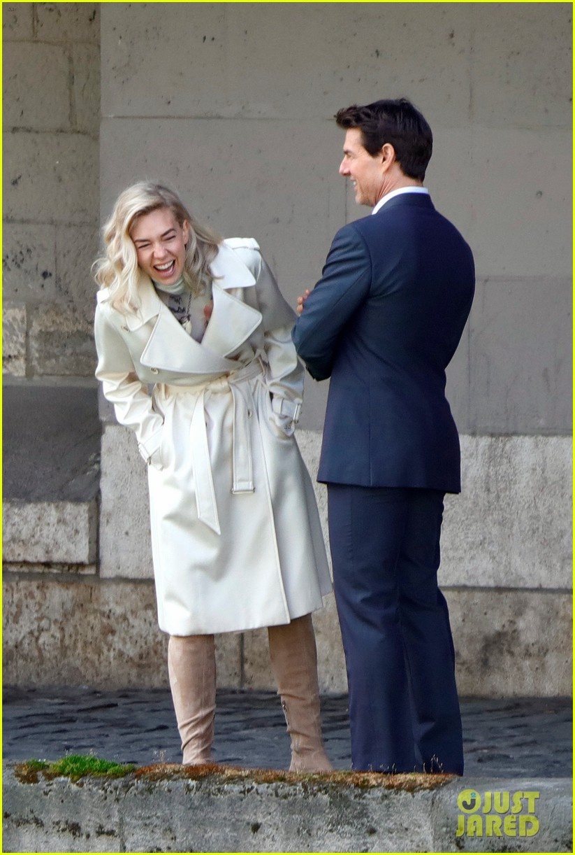 Tom Cruise hon Vanessa Kirby anh 5