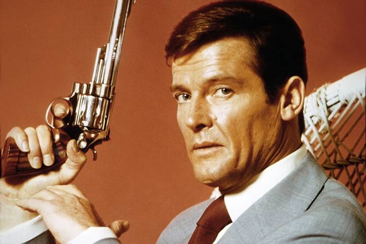 'Diep vien 007' Roger Moore qua doi vi benh ung thu hinh anh