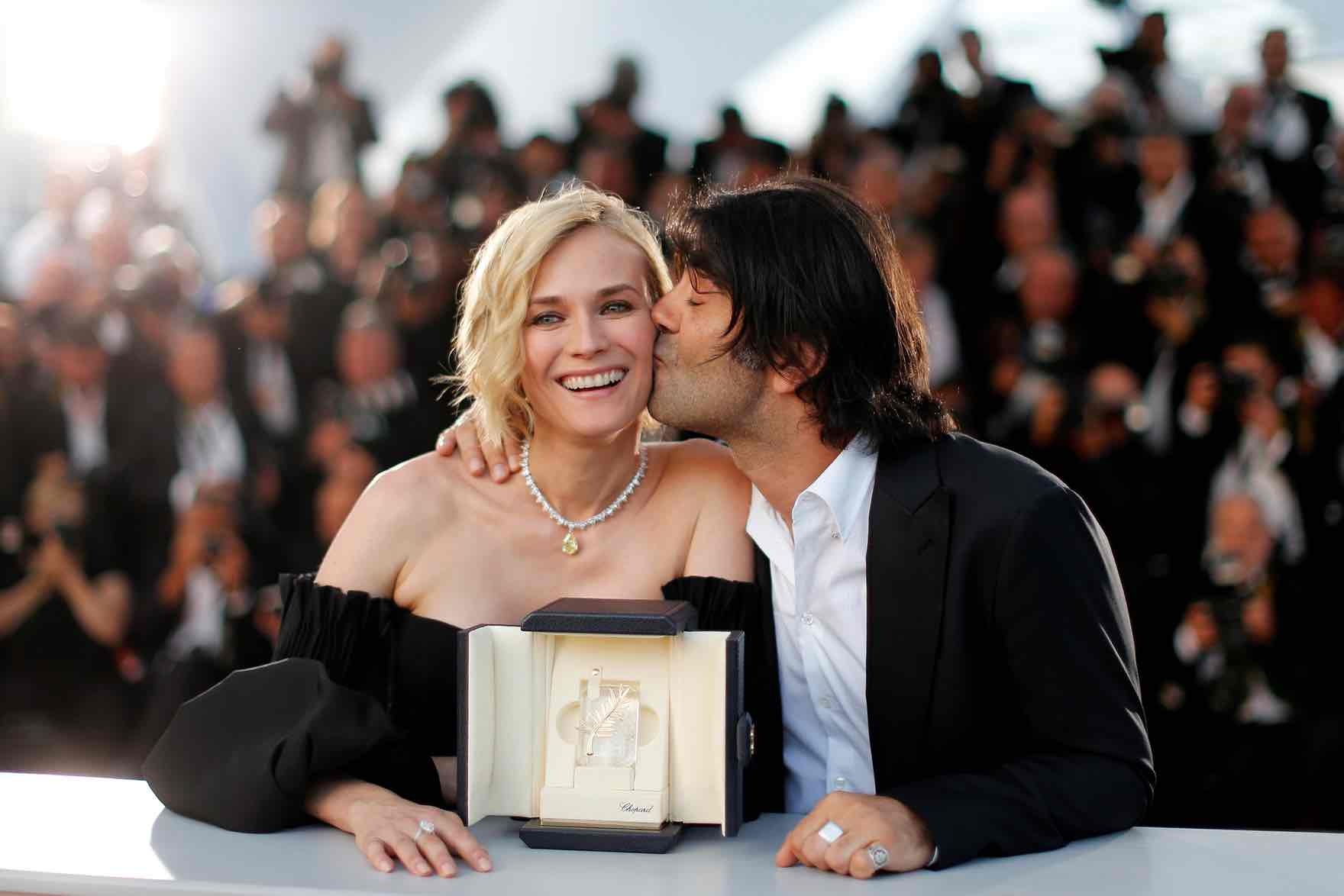 khoang khac dang nho be mac Cannes 2017 anh 9