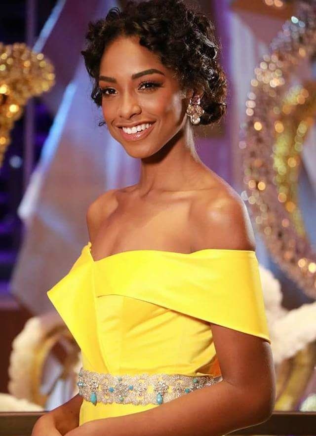 top 20 hoa hau dep nhat the gioi nam 2016 anh 3