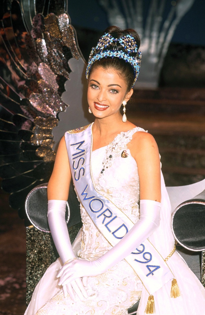 hoa hau dong phim thanh cong anh 9