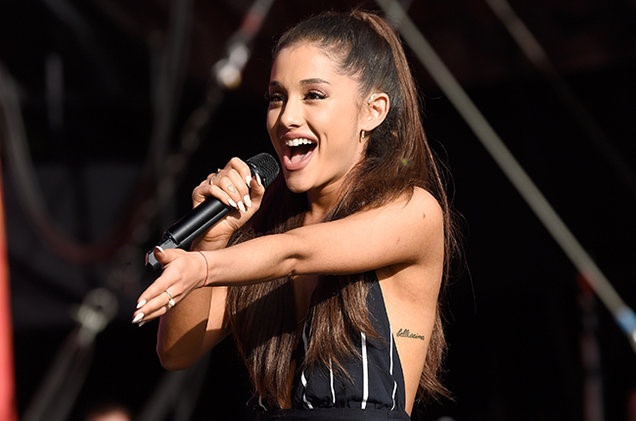 Ariana Grande la cong dan danh du cua Manchester anh 1