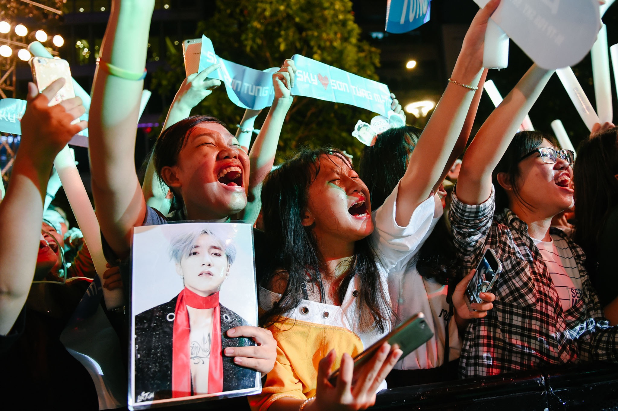 Son Tung MTP song ca voi pho tong giam doc Vietel anh 6