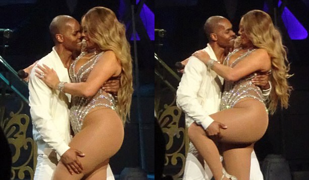 Phat tuong van dien do quyen ru, Mariah Carey khien fan kho chiu hinh anh