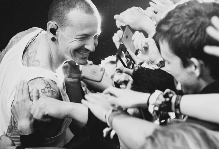 Chester Bennington tự tử ảnh 4 Chester Bennington tu tu anh 4