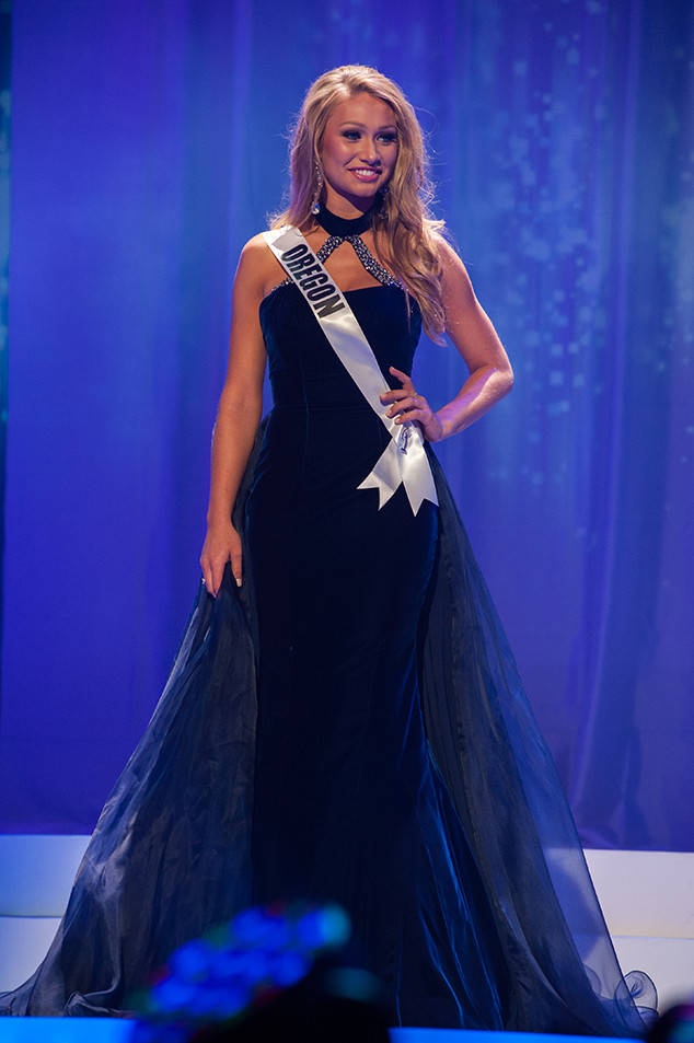 Hoa hau tuoi teen My 2017 anh 6