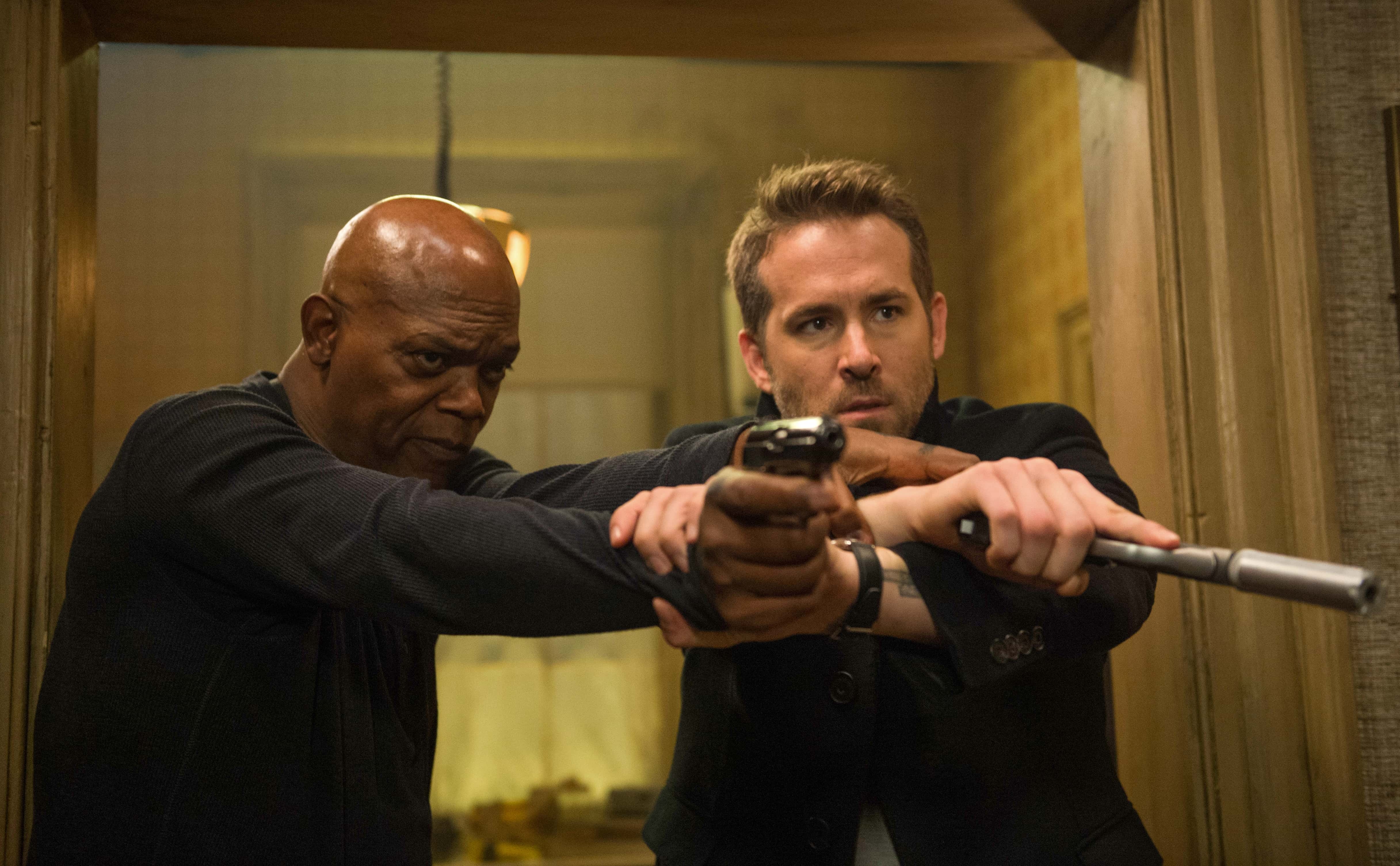 Samuel L. Jackson tham gia 'Ve Si Sat Thu' vi Ryan Reynolds hinh anh