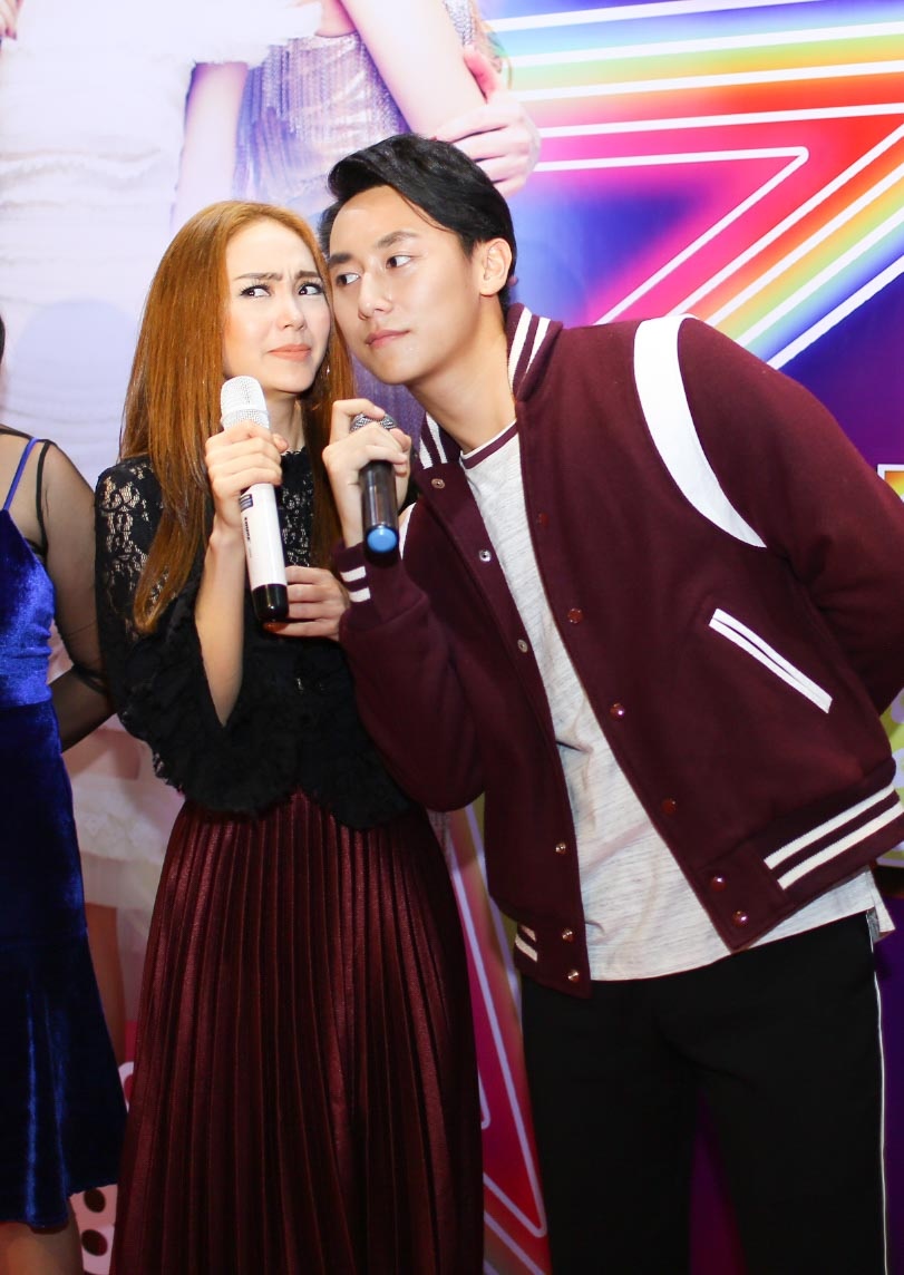 Minh Hằng nói về cảnh hôn với Rocker Nguyễn ảnh 4 Minh Hang noi ve canh hon voi Rocker Nguyen anh 4