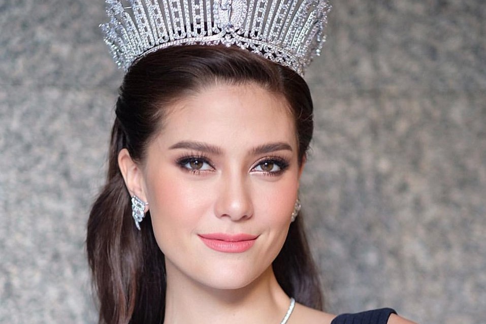 Hoa hau Hoan vu Thai Lan 2017 hat tieng Viet troi chay hinh anh