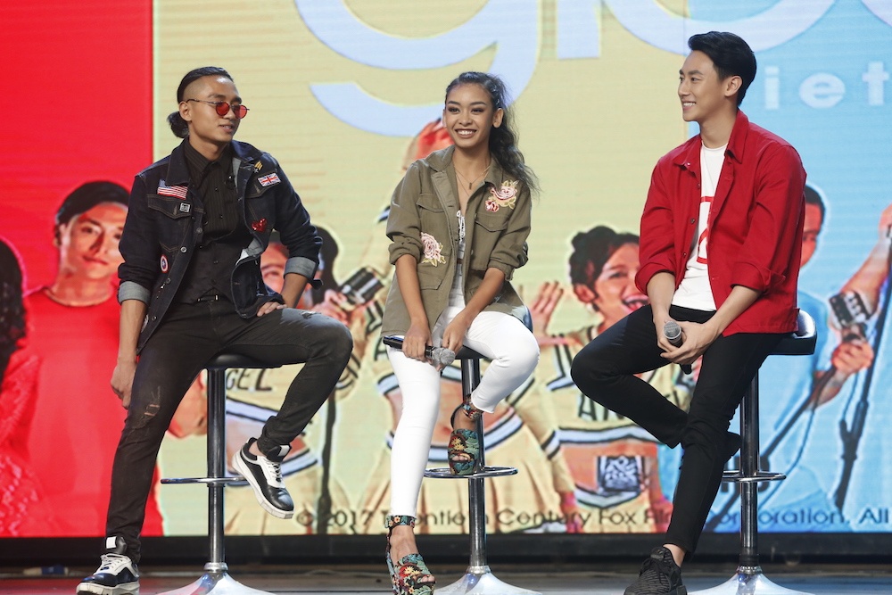 Glee giao luu voi khan gia anh 3