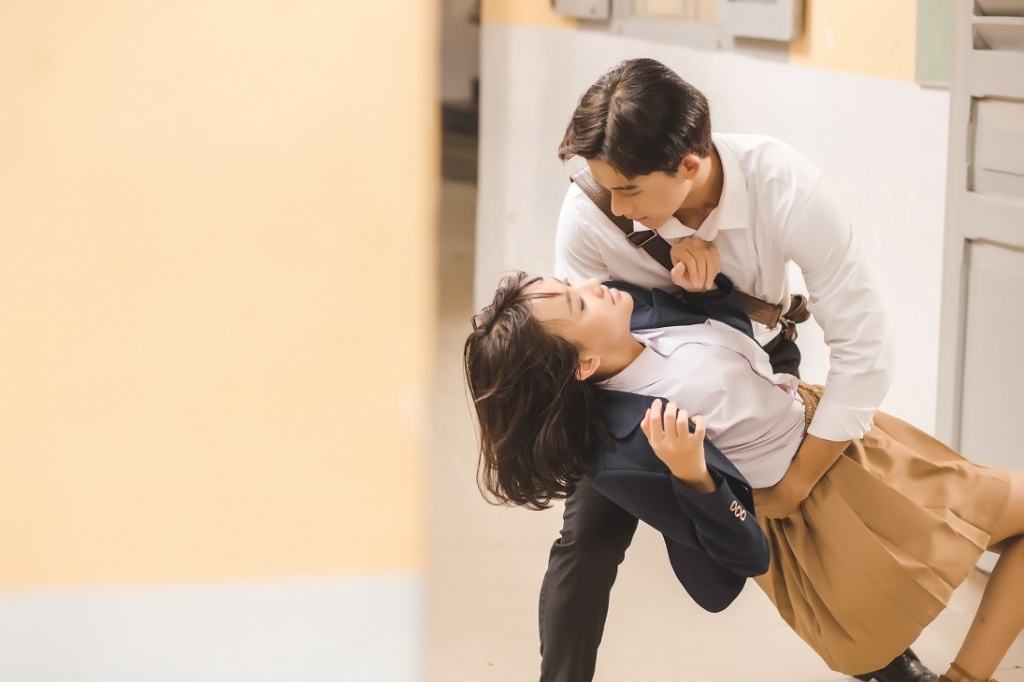 Hương Tràm ra MV Em gái mưa  ảnh 1 Huong Tram ra MV Em gai mua anh 1