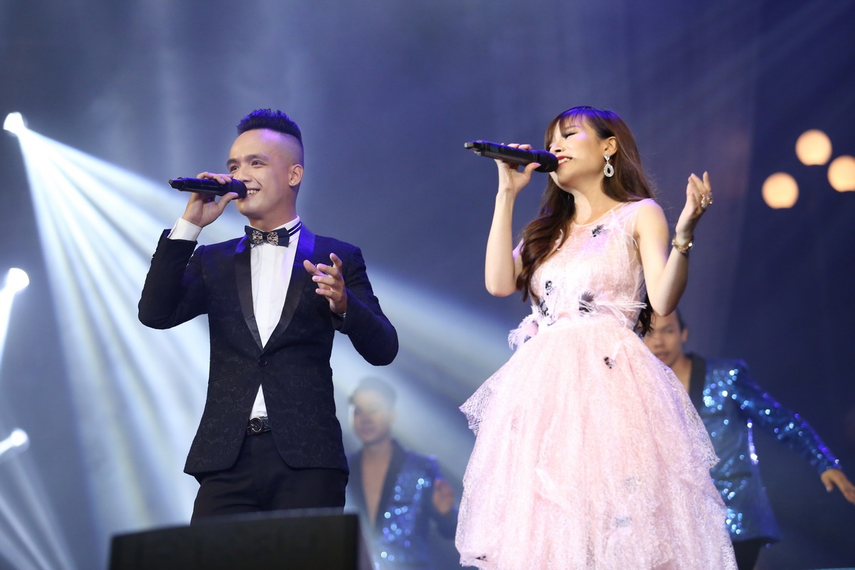 dem nhac cua Lam Phuong anh 10