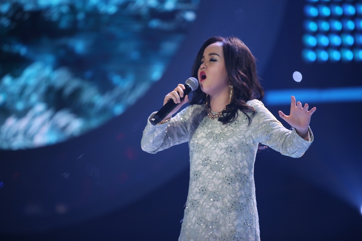 Clip be Bich Ngoc hoa than thanh nu ca si Thanh Lam hinh anh