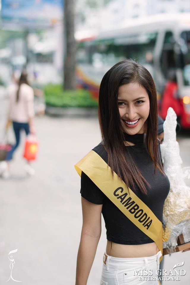 trang phuc huyen my Hoa hau Hoa binh quoc te 2017 anh 4