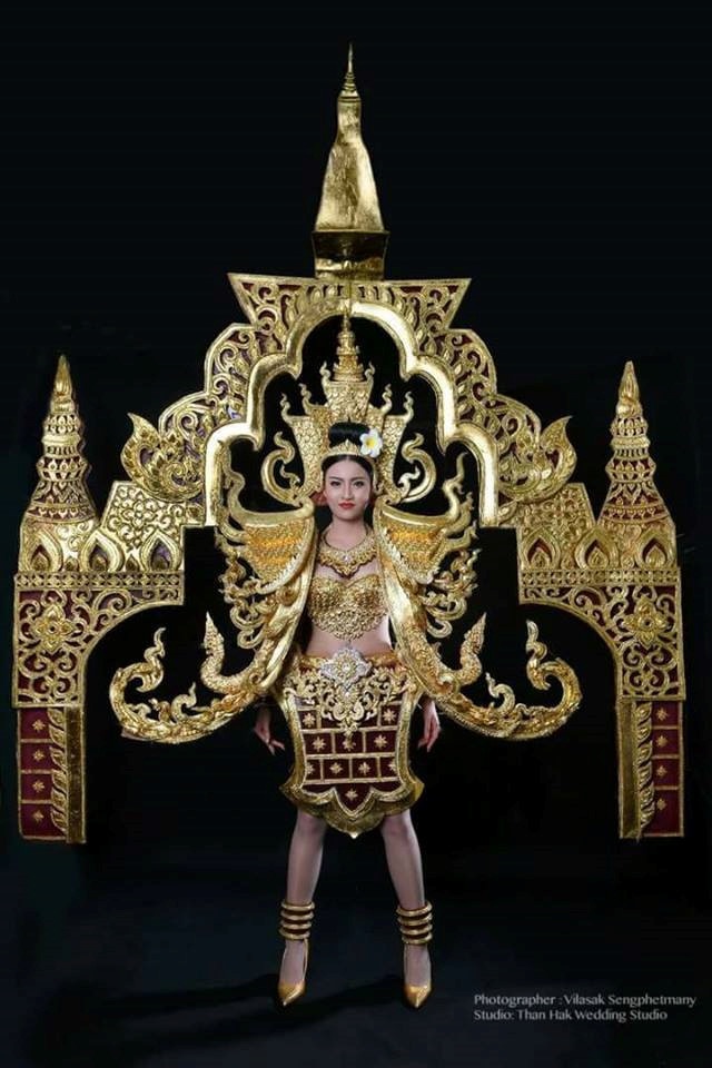 trang phuc truyen thong cua Huyen My anh 10