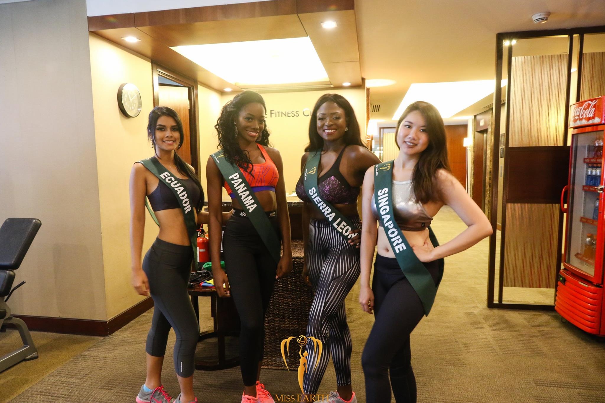 thoi trang quyen ru cua Ha Thu o Miss Earth 2017 anh 9