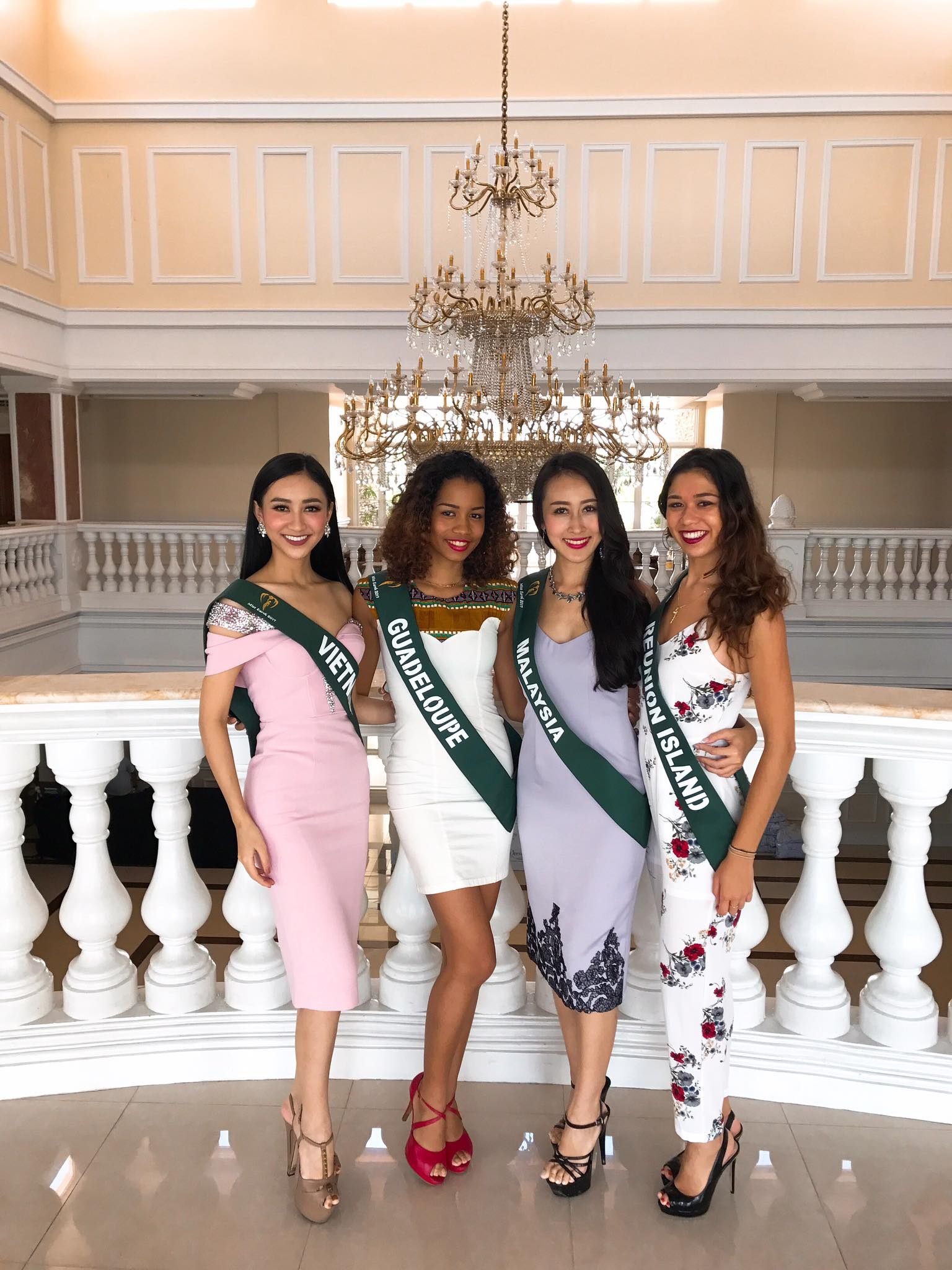 Ha Thu hoa hau trai dat 2017 anh 9