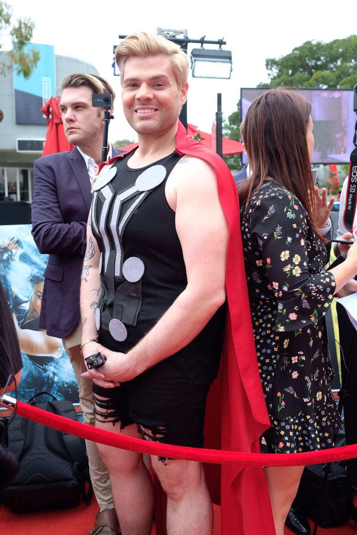 ra mat phim Thor: Raganarok anh 7