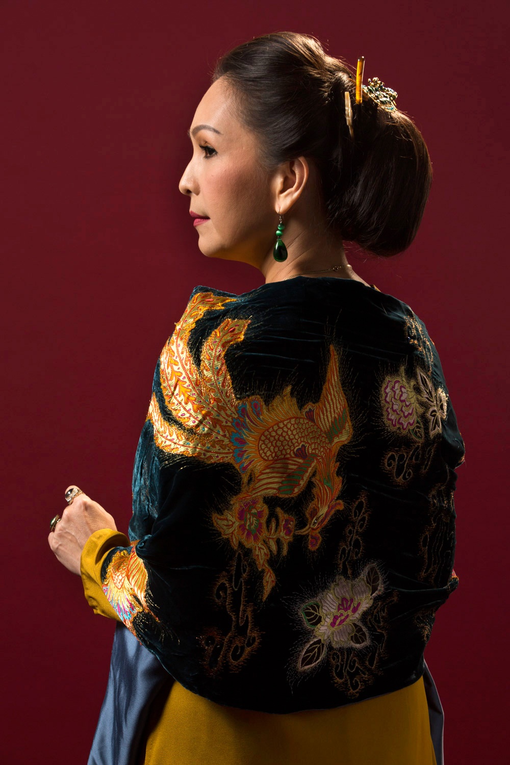 ao ba ba trong phim Me chong anh 2