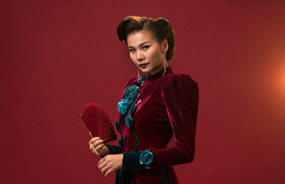 Thanh Hang, Lan Khue mac ao ba ba cach tan trong phim 'Me chong' hinh anh