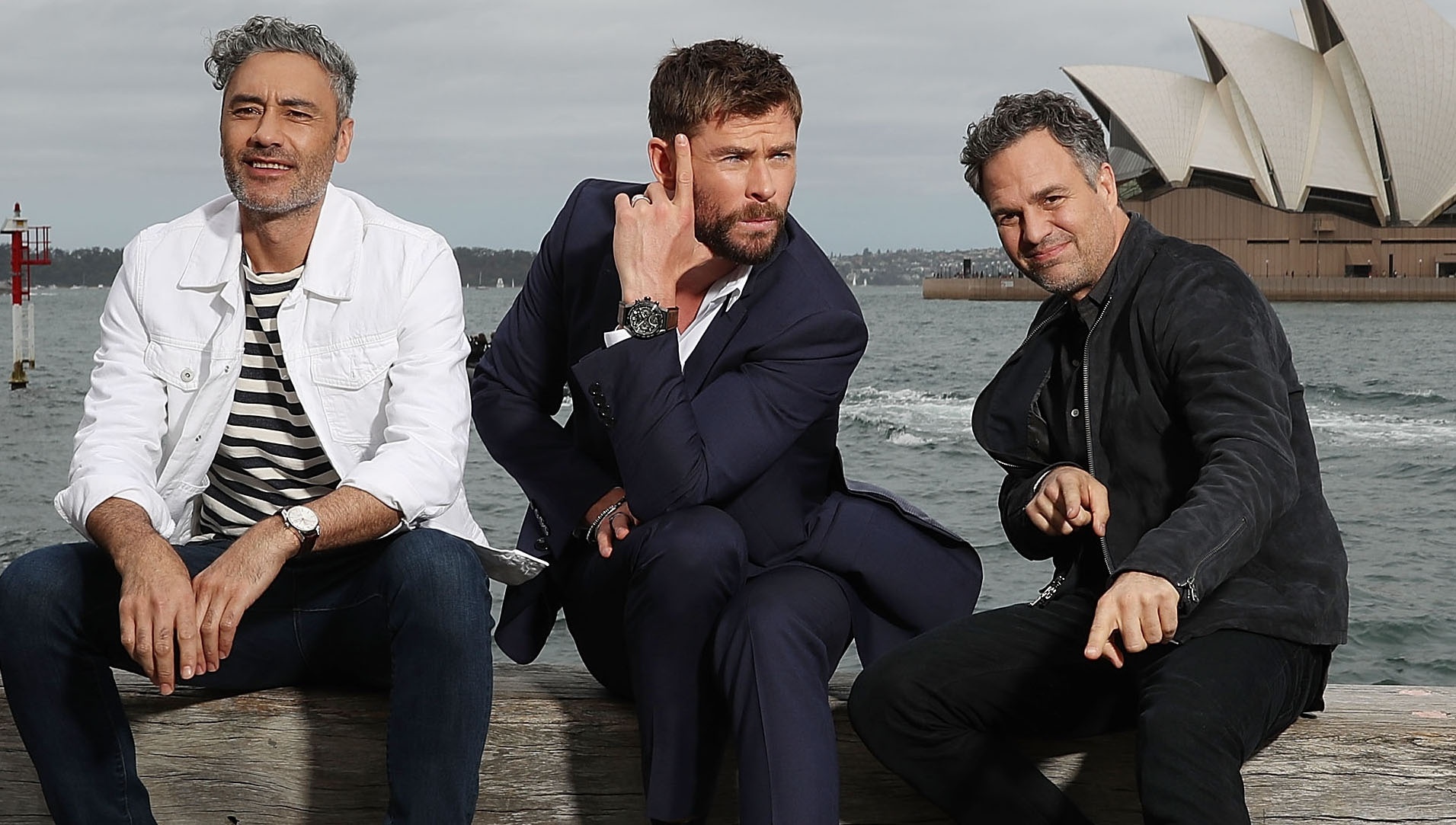 Nhung dieu chi co tren truong quay ‘Thor: Ragnarok’ hinh anh