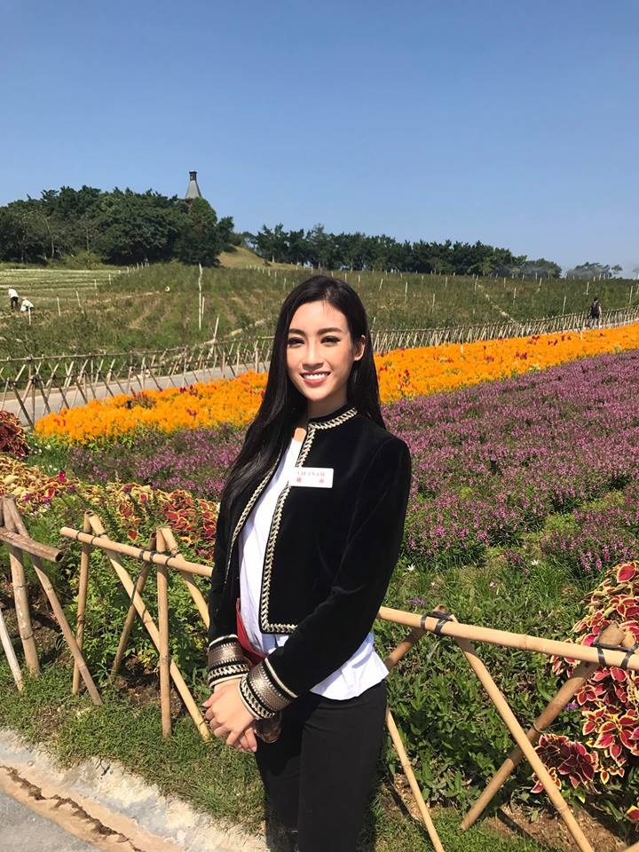 My Linh thi hoa hau the gioi anh 4