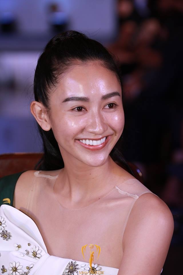 mat moc cua thi sinh Hoa hau Trai Dat anh 1