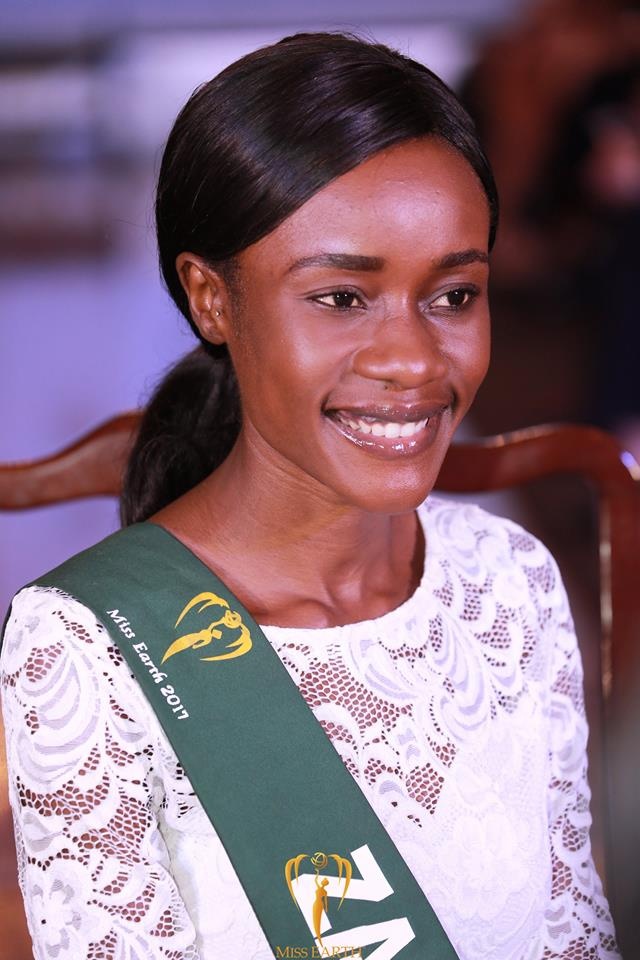 mat moc cua thi sinh Hoa hau Trai Dat anh 18