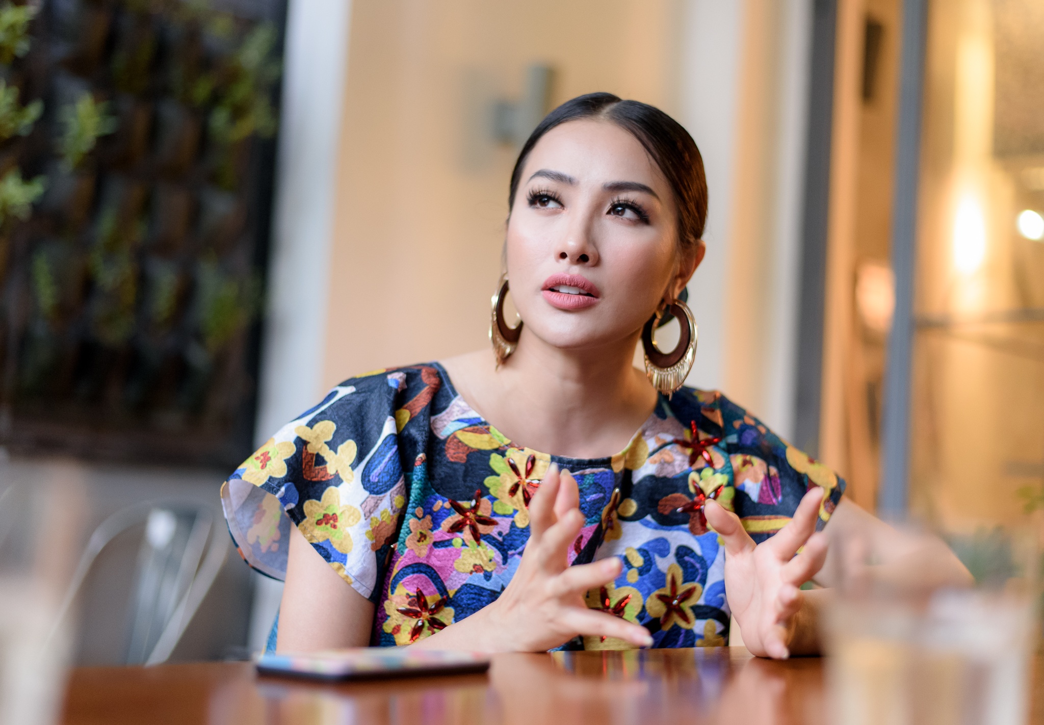 Yaya Truong Nhi chia ve ve ly do thay doi hinh tuong hinh anh